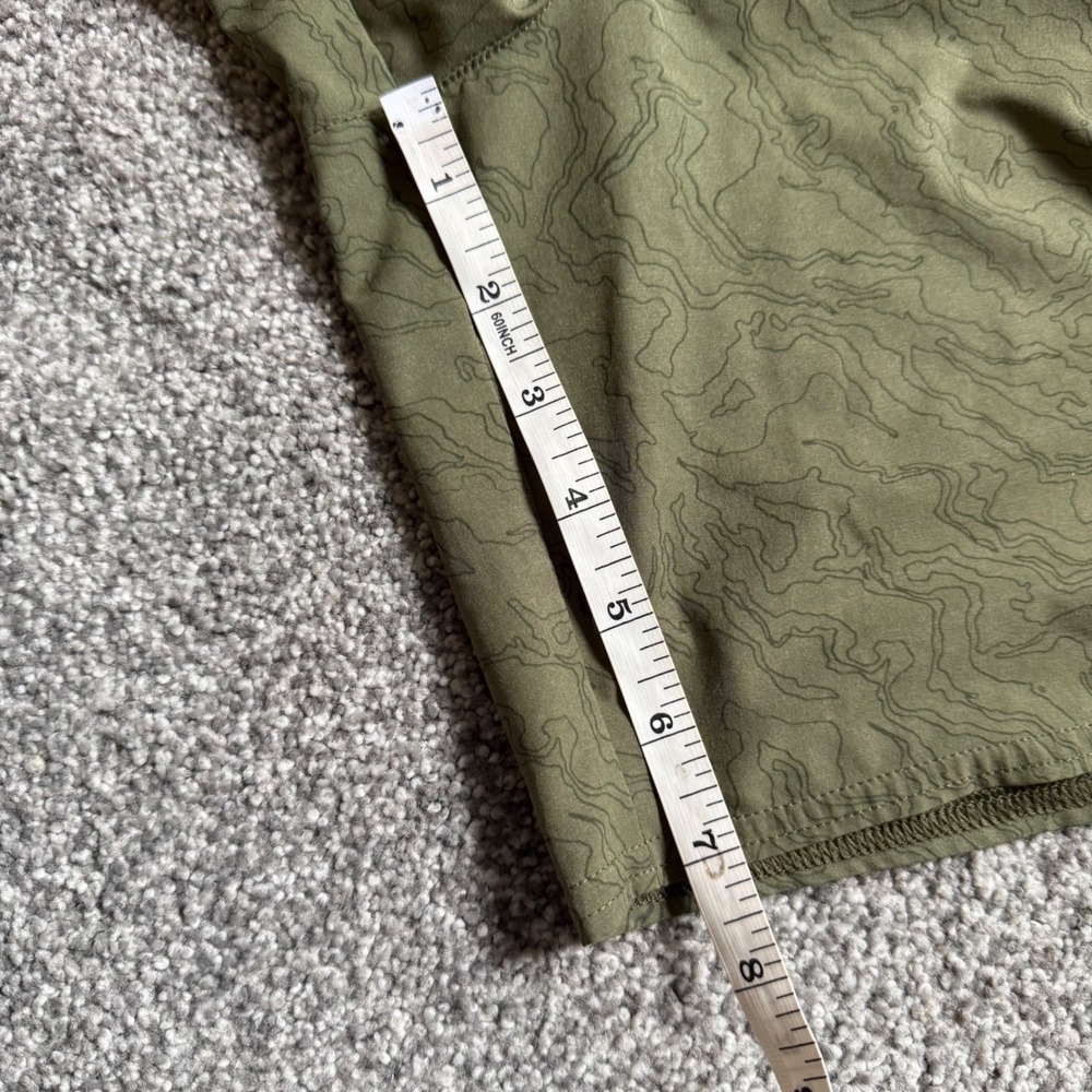 REI Co-op Swiftland Running Shorts Olive Green Topographic Map Print Mens Small - Picture 9 of 10